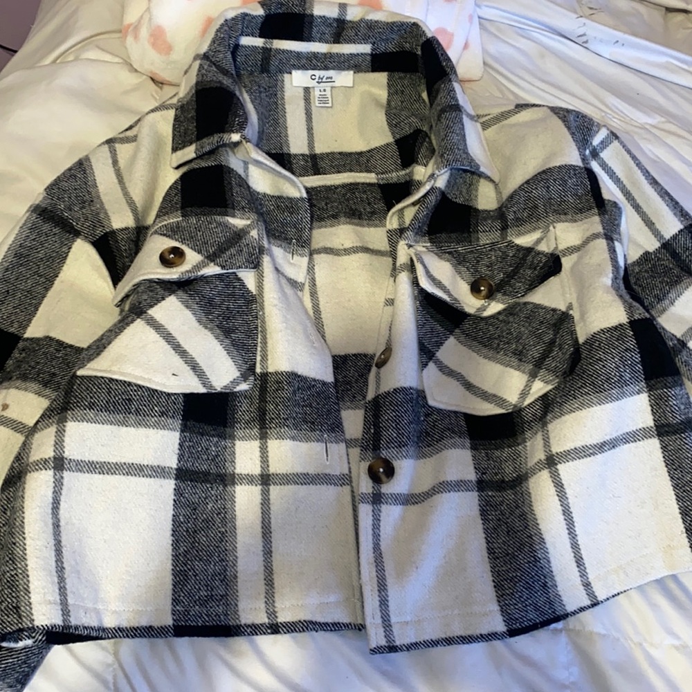 Cropped flannel shacket
